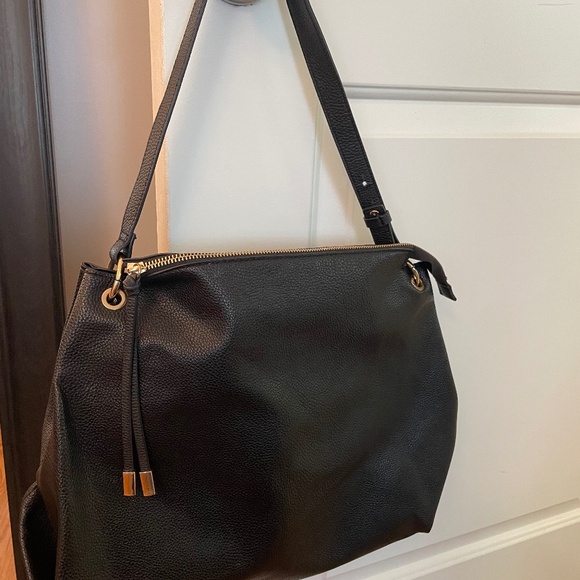 H&M Handbags - H&M Black Vegan Leather Bag, Like New, Zipper Top, Tassel Detail, Interior Zippe